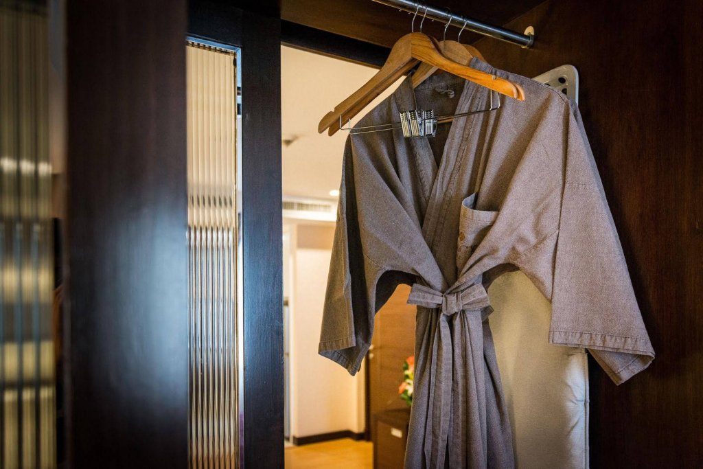 Фото Novotel Living Bangkok Sukhumvit Legacy