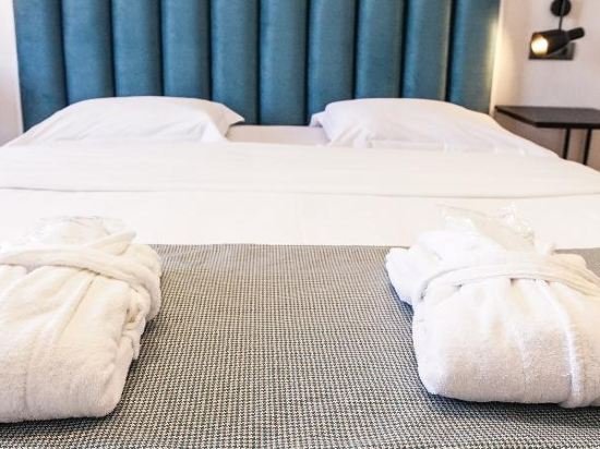 Фото Athens Cypria Hotel