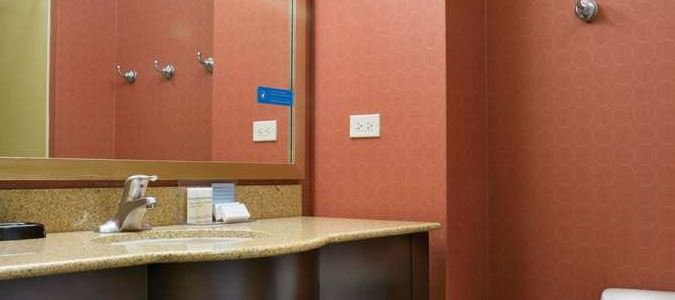 Фото Hampton Inn Majestic Chicago Theatre District