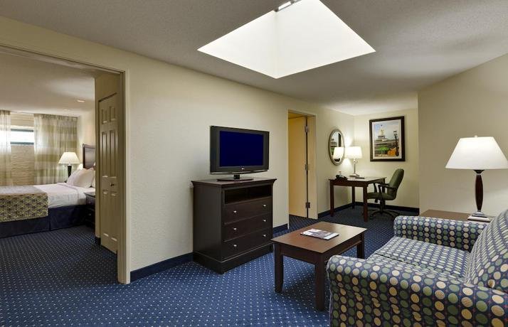 Фото Springhill Suites Marriott Baltimore Downtown/Inner Harbor