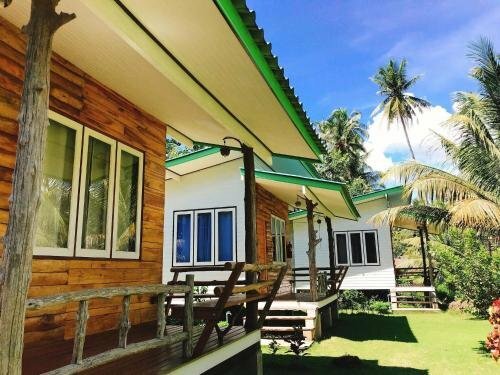 Hotel Suan Maproa Ko Kut Resort, Trat Province, photo