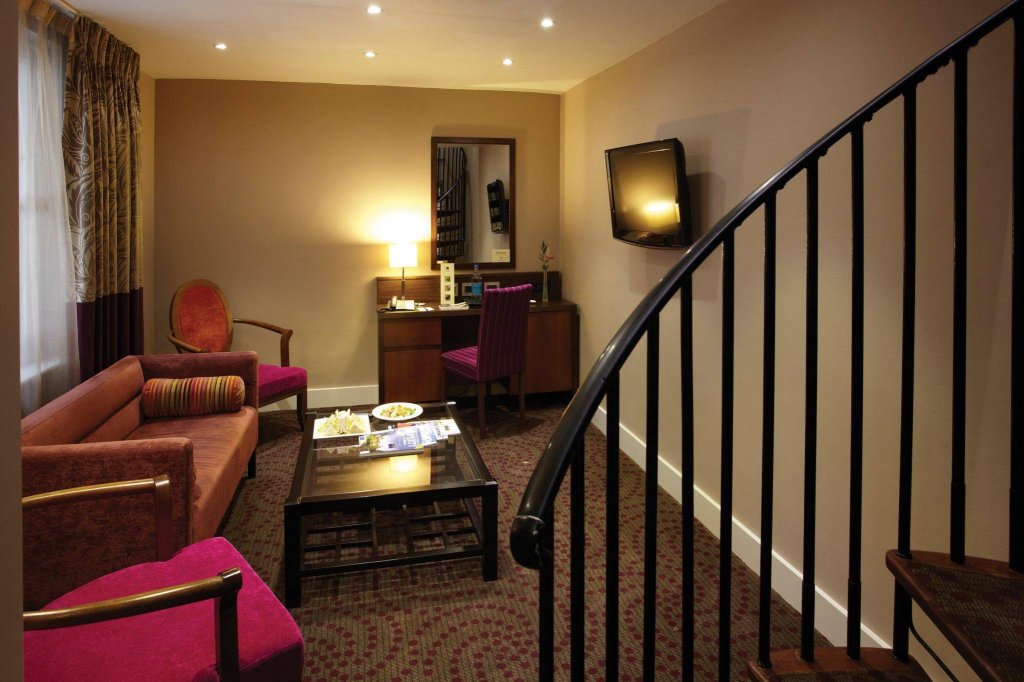Фото DoubleTree by Hilton London Marble Arch