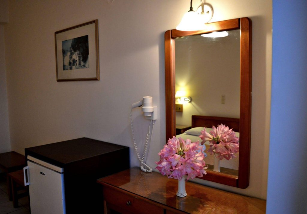 Фото Paradise Beach Hotel