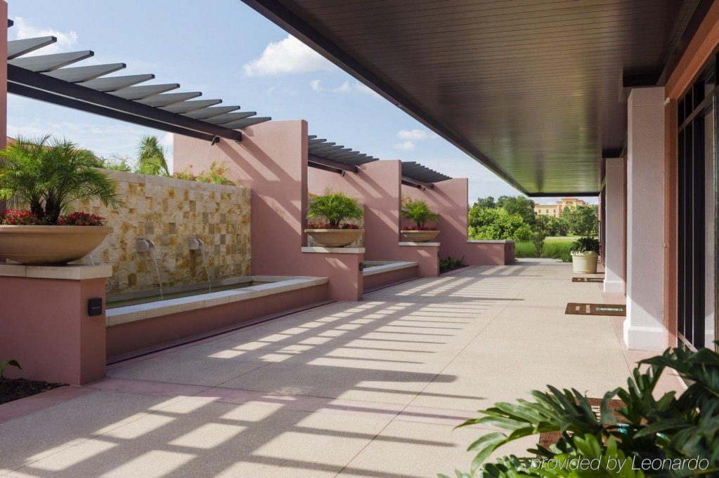 Фото Embassy Suites by Hilton Orlando Lake Buena Vista South