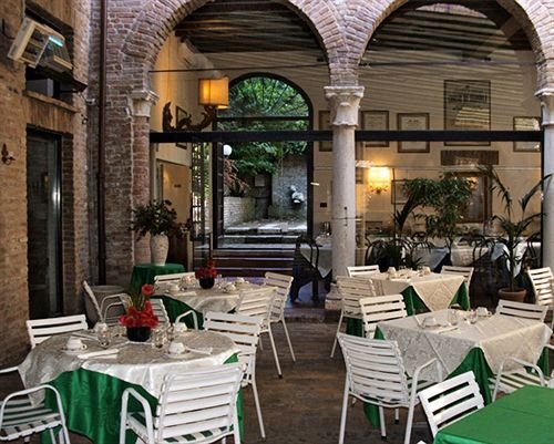 Фото Maxxim Hotel