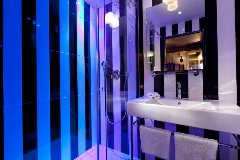 Фото Les Plumes Hôtel