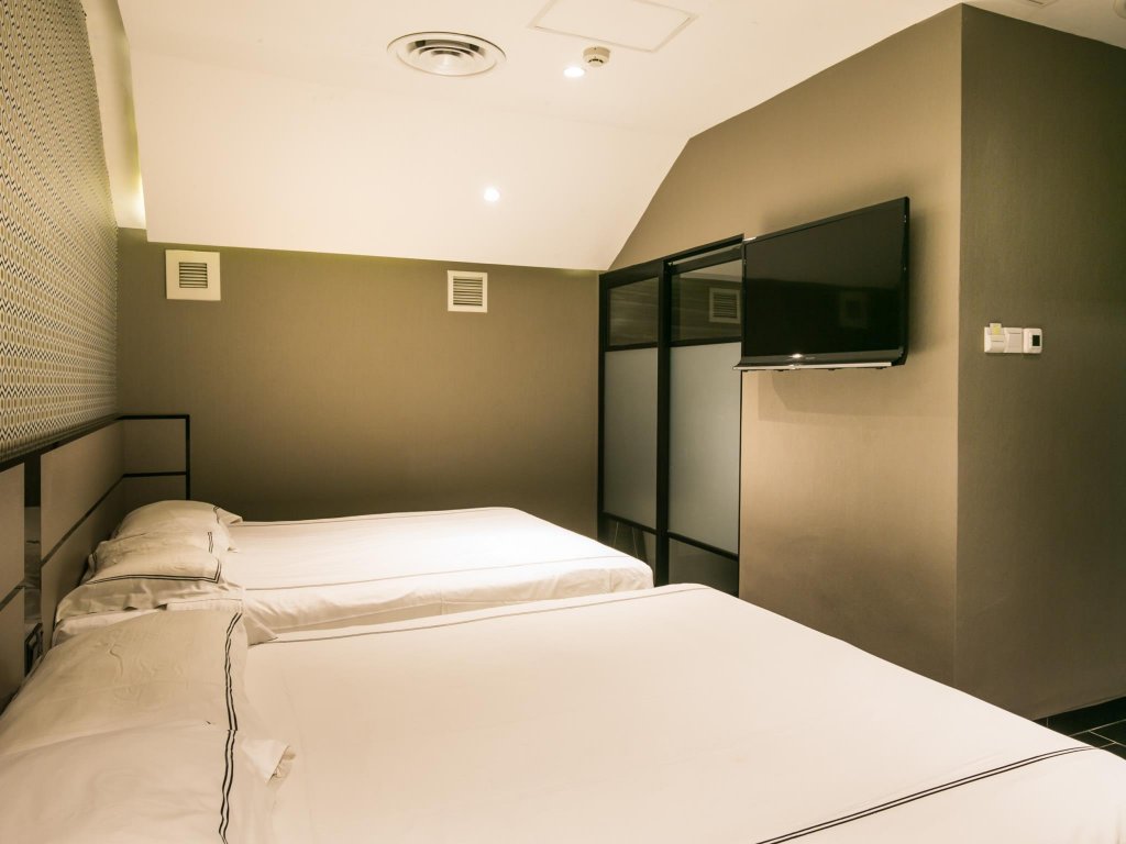 Фото Venue Hotel The Lily