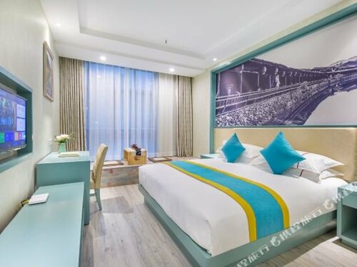 Внешний вид отеля YiWU Best Hotel в Цзиньхуе, фото 2