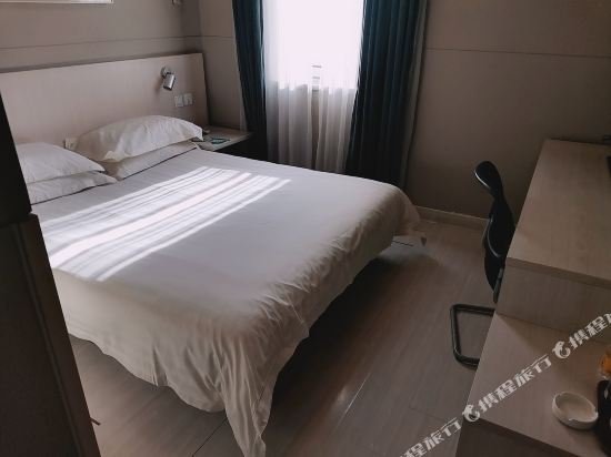 Фото Jinjiang Inn Chuangchun Quanan Square