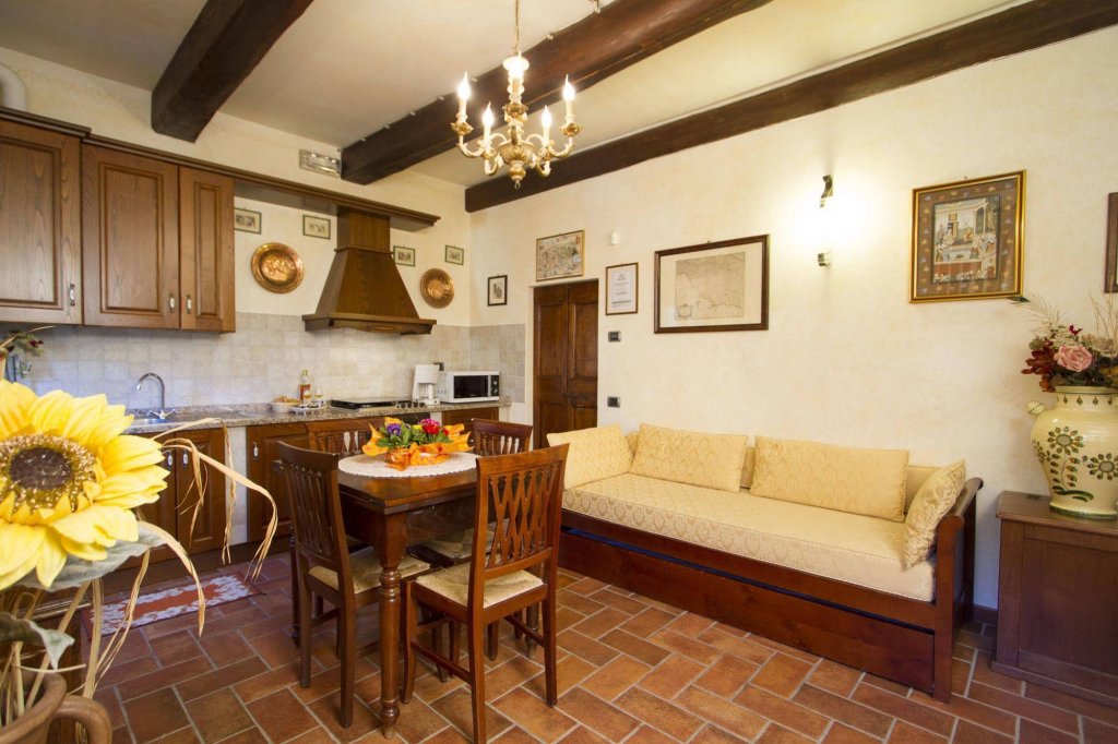 Фото Agriturismo Rocca Di Pierle