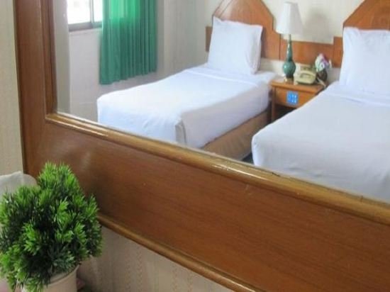 Фото River Hotel The Budget