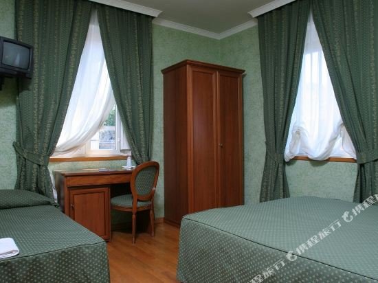 Фото Hotel Fellini