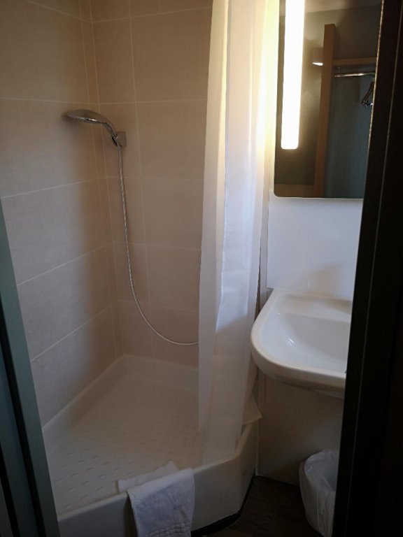 Фото B&b Hotel Le Mans Centre