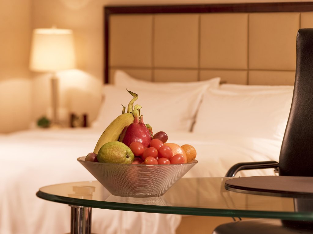 Фото Ramada Plaza Wuhan Optics Valley