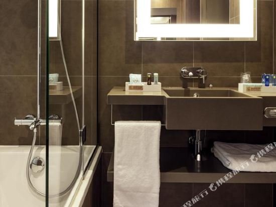 Фото Novotel London Bridge Hotel