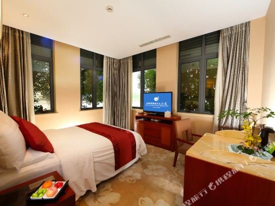 Фото New Century Resort Siming Lake Yuyao