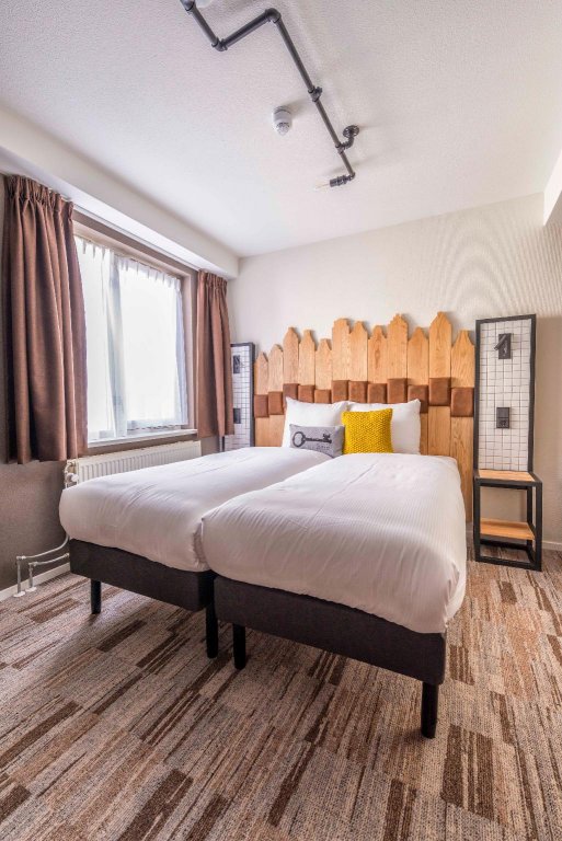 Фото Mr. Jordaan