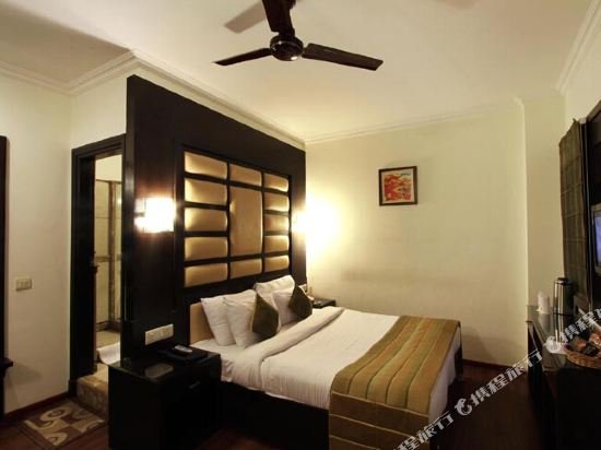 Фото Hotel Southgate