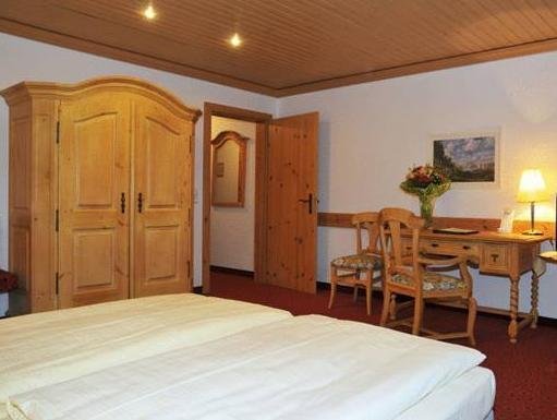 Фото Hotel Sauerlacher Post