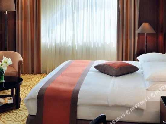 Фото Mövenpick Bahrain