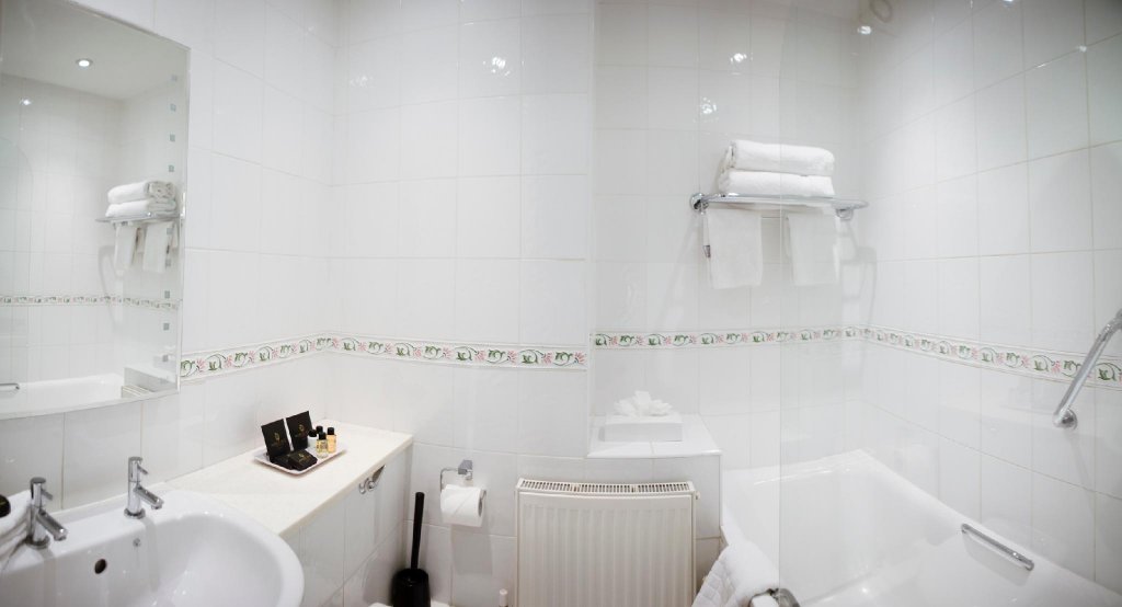 Фото The Roseate Villa Bath
