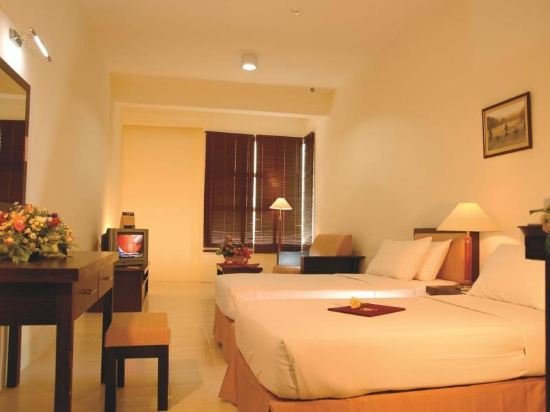 Фото Hotel Darulaman Jitra