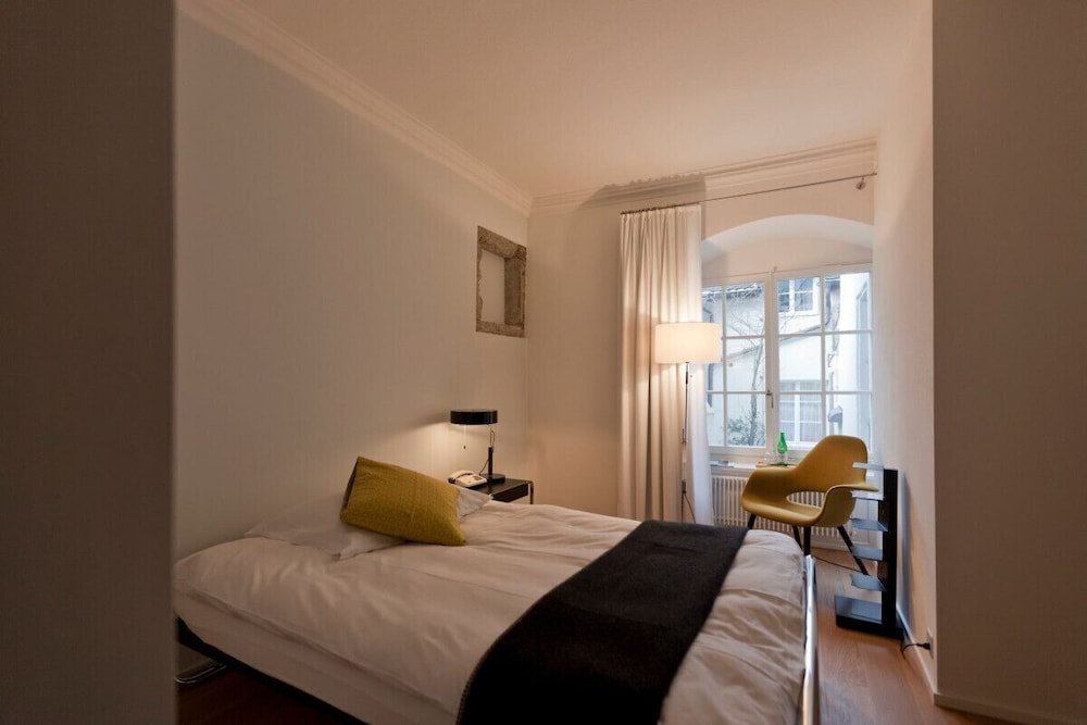 Фото Baseltor Hotel & Restaurant