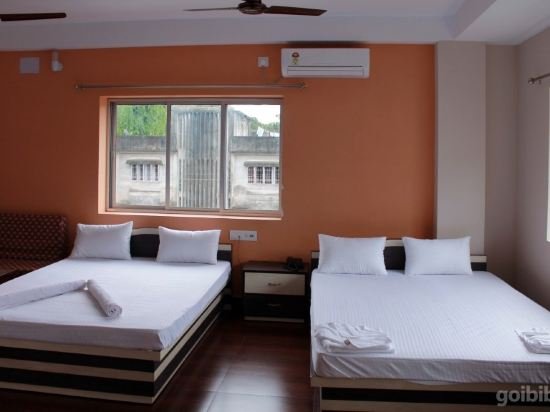 Фото Hotel Debjyoti