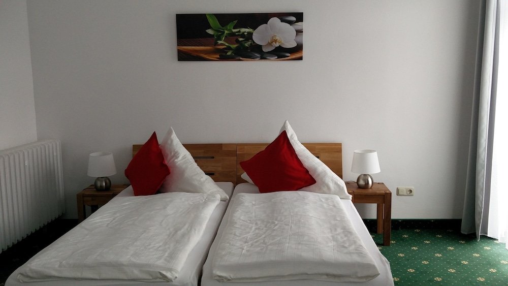 Фото Hotel Schwabenwirt