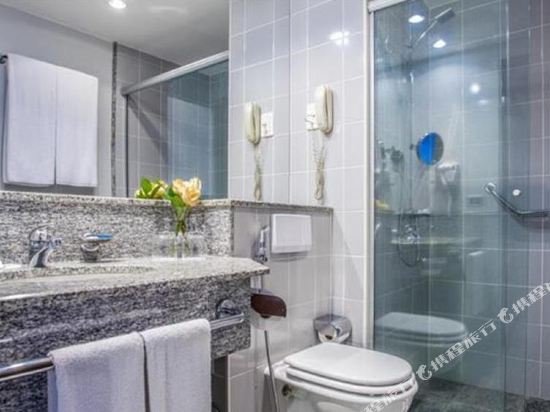 Фото Blue Tree Premium Verbo Divino