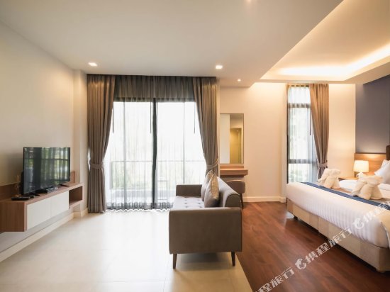 Фото Green Ville Laguna Hotel