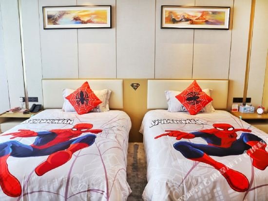 Фото Ramada Plaza Dongxing City Center