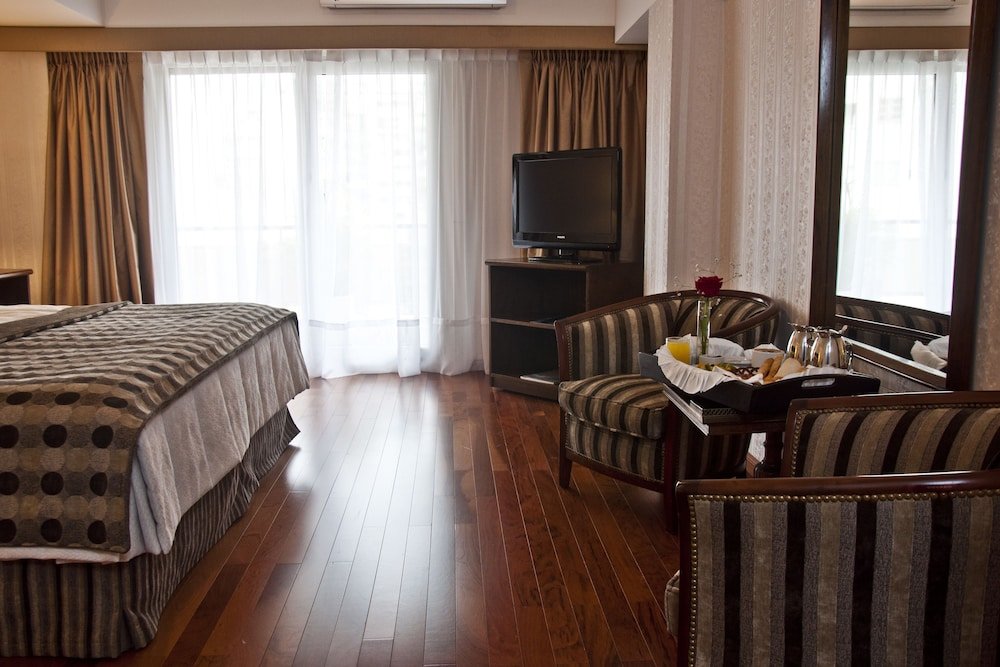 Фото Feir's Park Hotel & Rooftop