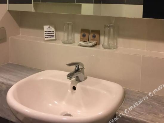 Фото The MetroCentre Hotel and Convention Center