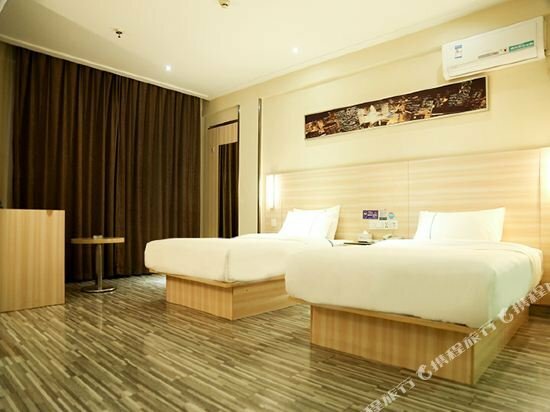 Гостиница City Comfort Inn Huaihua Railway Station в Хуайхуа