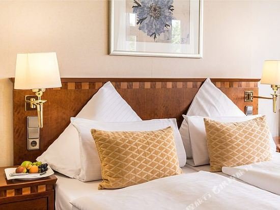 Фото Dorint Parkhotel Bad Neuenahr
