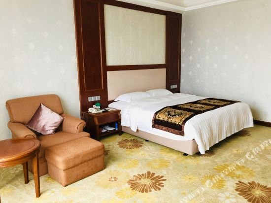 Фото Dongguan Gladden Hotel