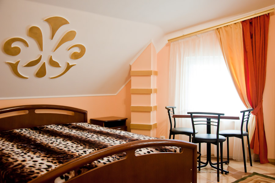 Фото отеля 2