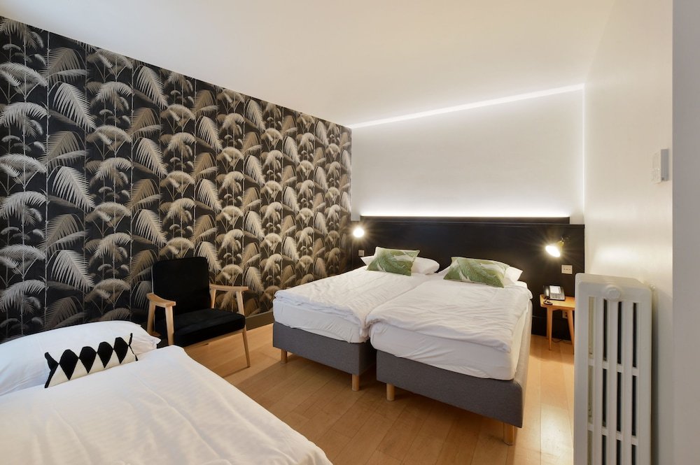 Фото The Pax Hotel