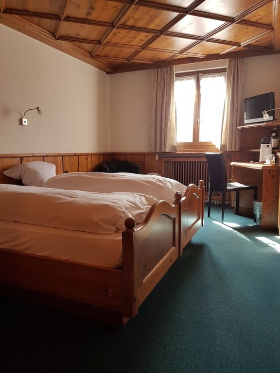 Фото Hotel zum Kreuz