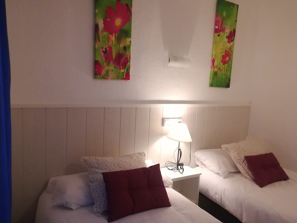 Фото Hostal Albero by gaiarooms