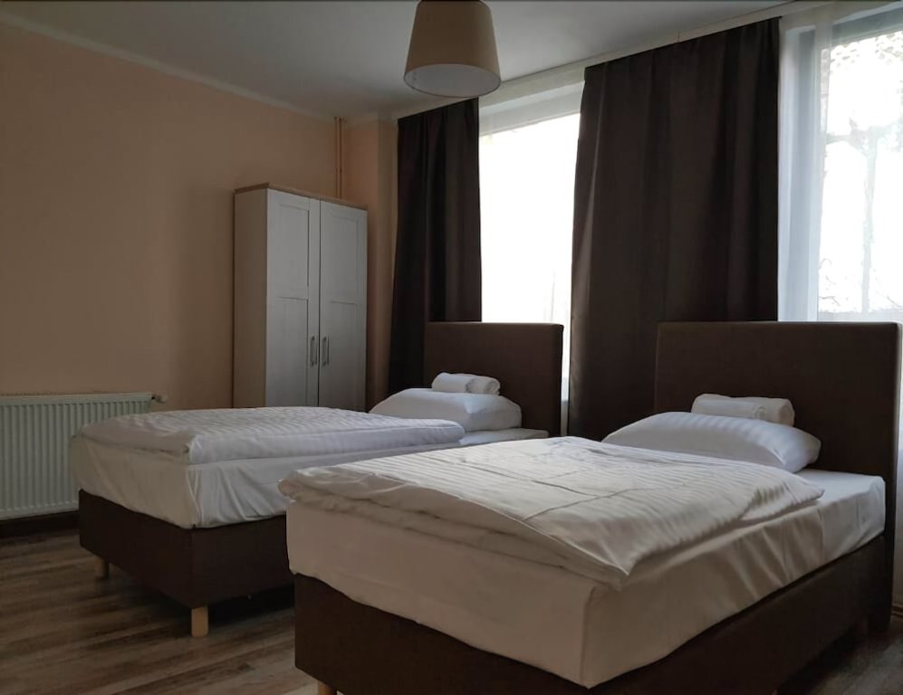 Фото Hotel-Residenz Oberurseler Hof