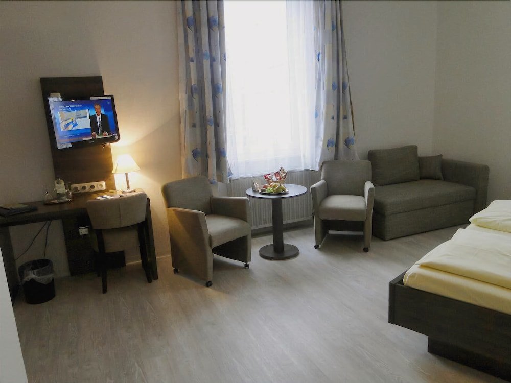 Фото Hotel Kitzinger Hof