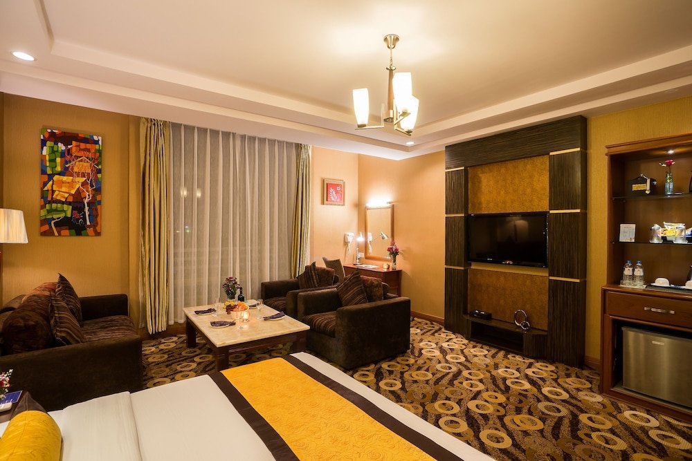 Фото Best Western Green Hill Hotel