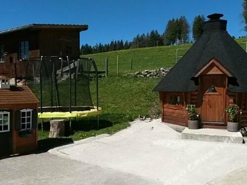 Гостиница B&b la Ferme de Pouillerel в Кантоне Невшатель