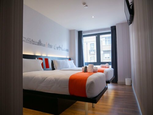 Гостиница EasyHotel Lisbon в Лиссабоне