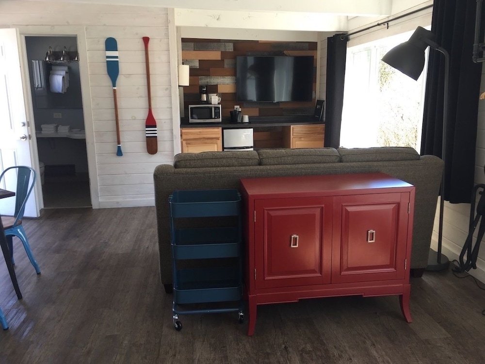 Фото Beachfront Inn