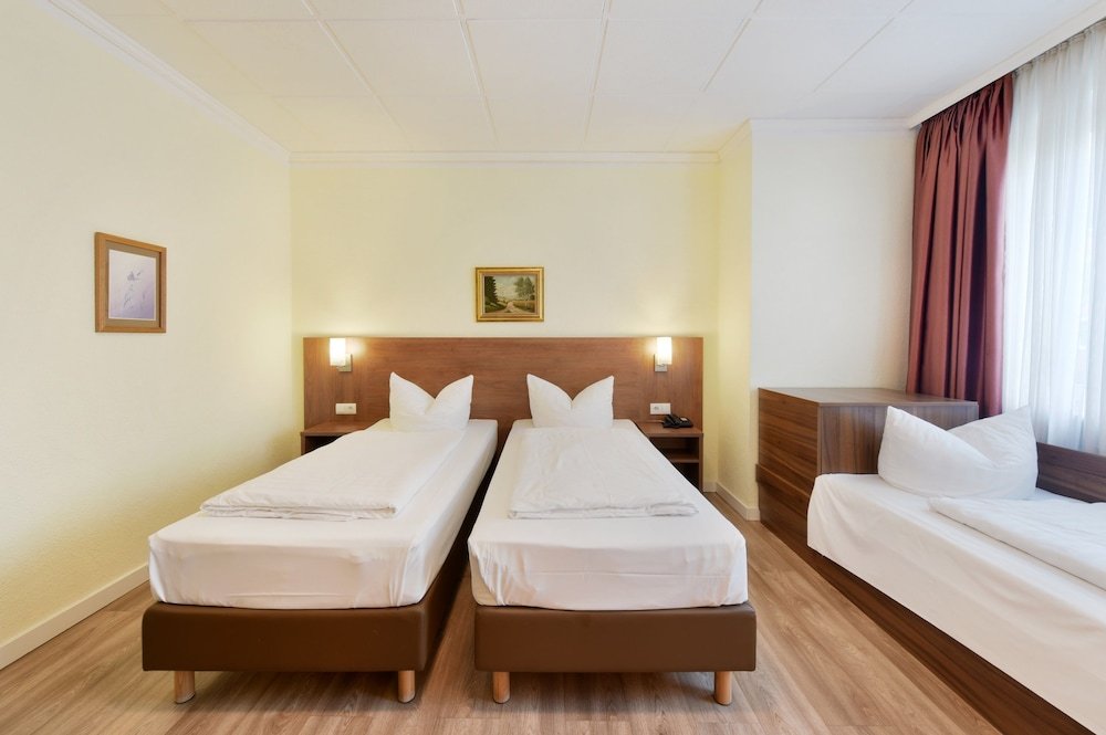 Фото Hotel Schumacher Düsseldorf