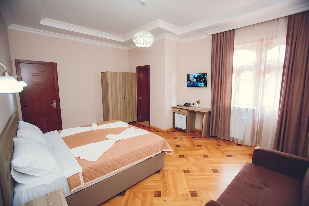 Фото Daisi-Sunset Hotel