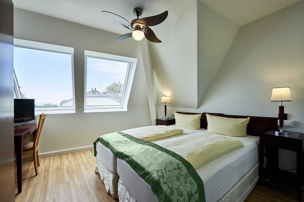 Фото Hotel Garni Bodensee